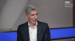 Bitwise CIO "Bitcoin will have a gradual rise over the next 10 years... there will be no surge"