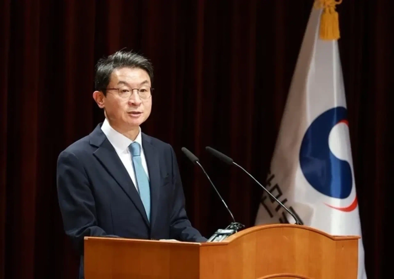 Lee Eog-weon, Chairman of the Financial Services Commission. Photo=Financial Services Commission