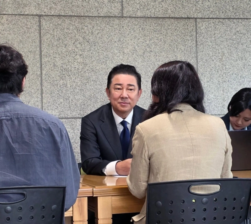 Kim Byeong-gi, floor leader of the Democratic Party, is holding a closed-door press briefing at the National Assembly Members' Office Building in Yeouido on the 26th. / Photo=Office of Kim Byeong-gi, the floor leader
