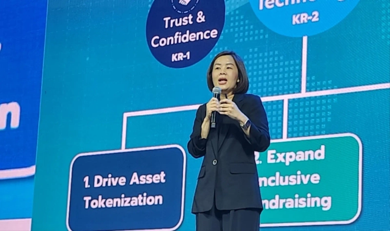 Butree Vongsiriroongruang of Thailand's Securities and Exchange Commission speaks at Southeast Asia Blockchain Week 2026 at Bangkok's Iconsiam on May 20. / Bangkok: Lee Young-min, Bloomingbit reporter