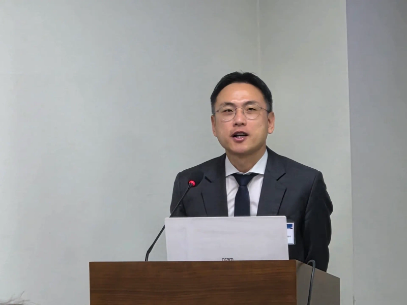 30일 서울 여의도 국회의원회관에서 열린 '2027 가상자산 과세 유예, 시행시기는?' 국회 세미나에서 최희경 법무법인 태평양 전문위원(회계사)은 '2027년 가상자산 첫 과세 개요와 핵심 쟁점'을 주제로 발표하고 있다./사진=이수현 블루밍비트 기자