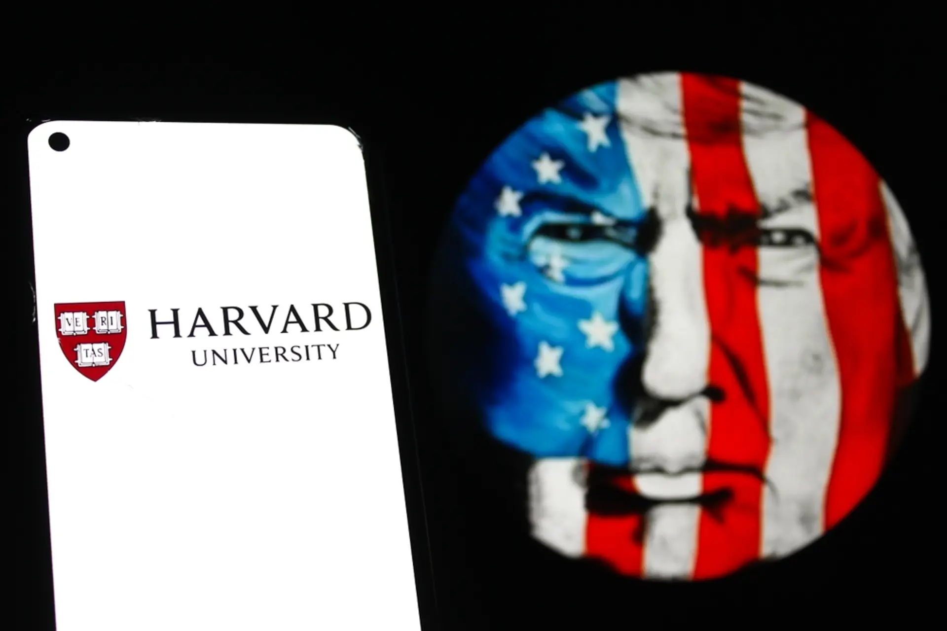 Harvard Halts Bitcoin ETF Sales, Keeps $101.4 Million IBIT Stake in Second Quarter