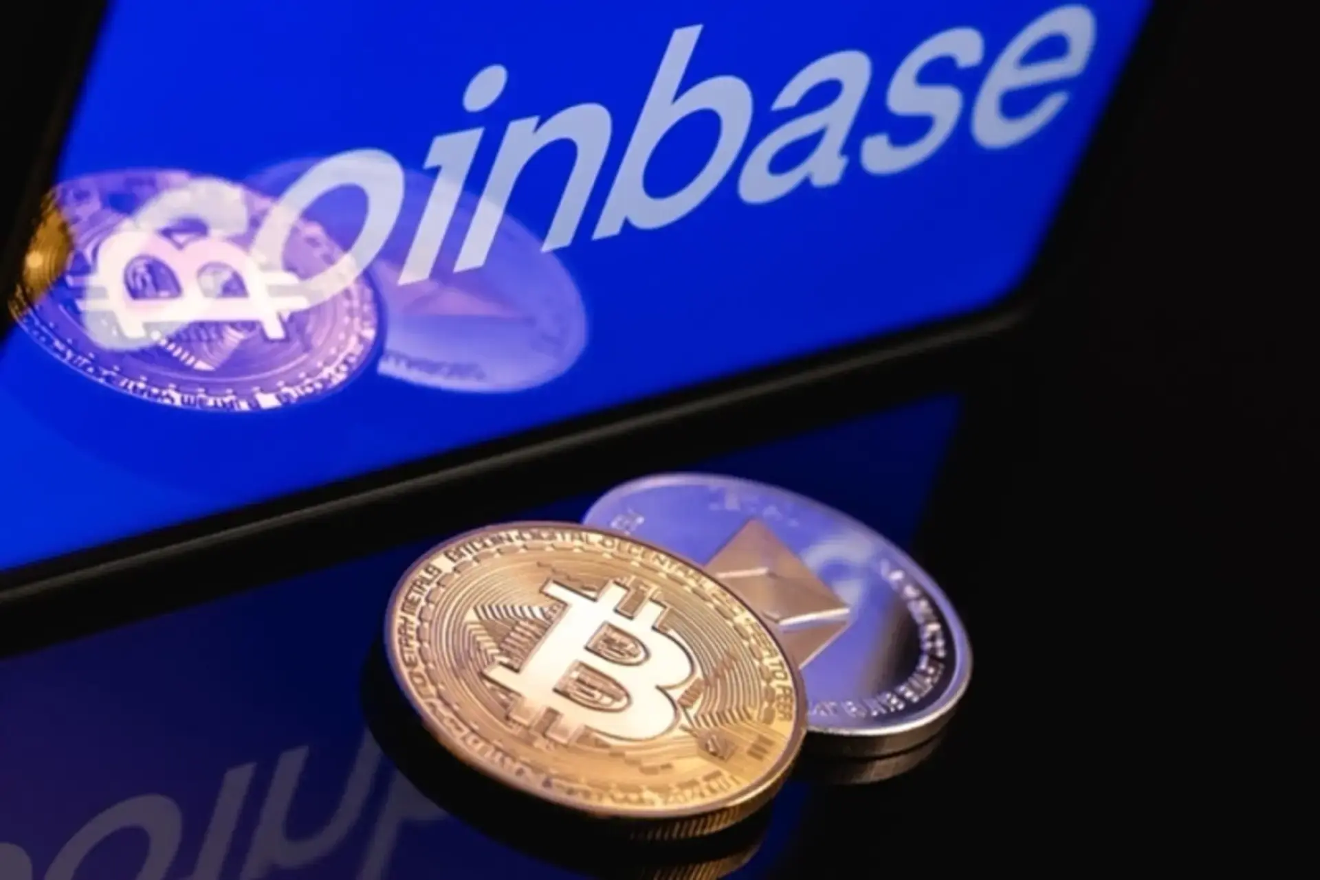 Coinbase CEO, 비트코인 바닥 쳤다며 2030년 400,000달러 목표가 유지