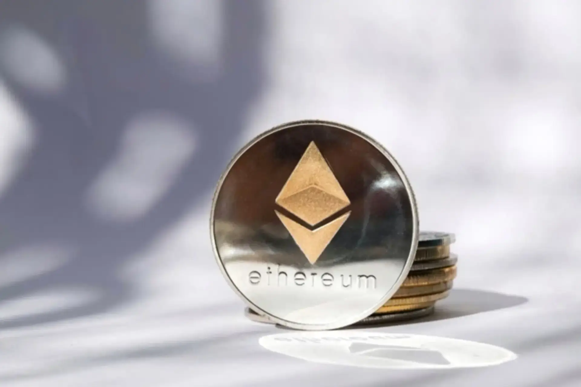 Ethereum ETF odljevi se ubrzavaju jer Nansen kaže da su katalizatori rasta izblijedjeli