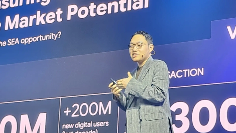 Kim Ho-jin, chief executive officer of ShardLab, delivers a keynote address at Southeast Asia Blockchain Week 2026 (SEABW 2026) at Bangkok's ICONSIAM on May 20. / Bangkok: Reporter Lee Young-min