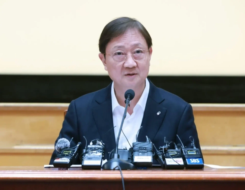 Lee Chan-jin, governor of the Financial Supervisory Service. Photo: Financial Supervisory Service