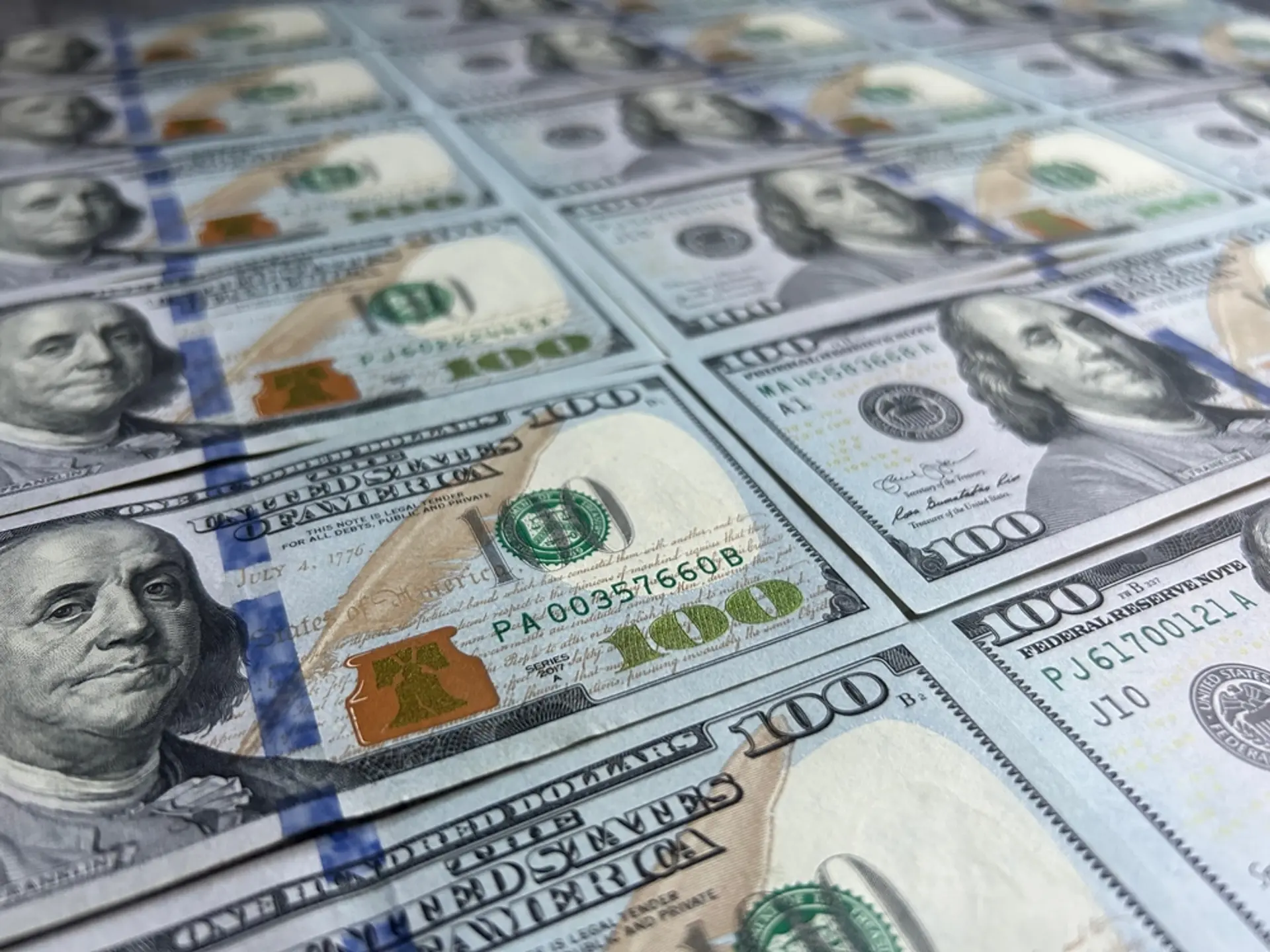 米30年国債利回り、5%超を維持 2006年以来の最長期間