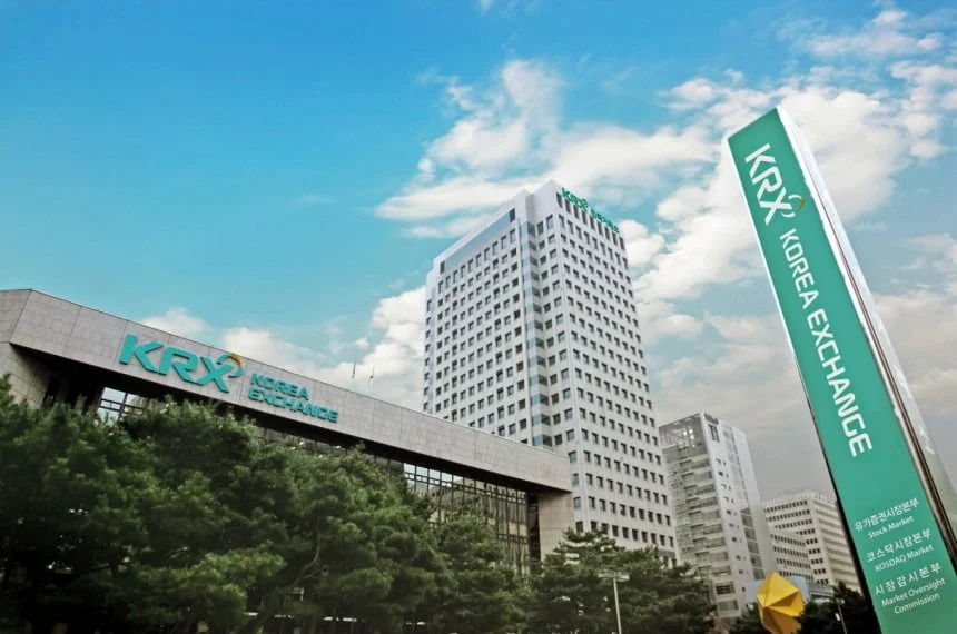 Nỗi lo hủy niêm yết gia tăng khi Sở giao dịch chứng khoán Hàn Quốc đưa 36 cổ phiếu vốn hóa nhỏ, giá thấp vào danh sách theo dõi