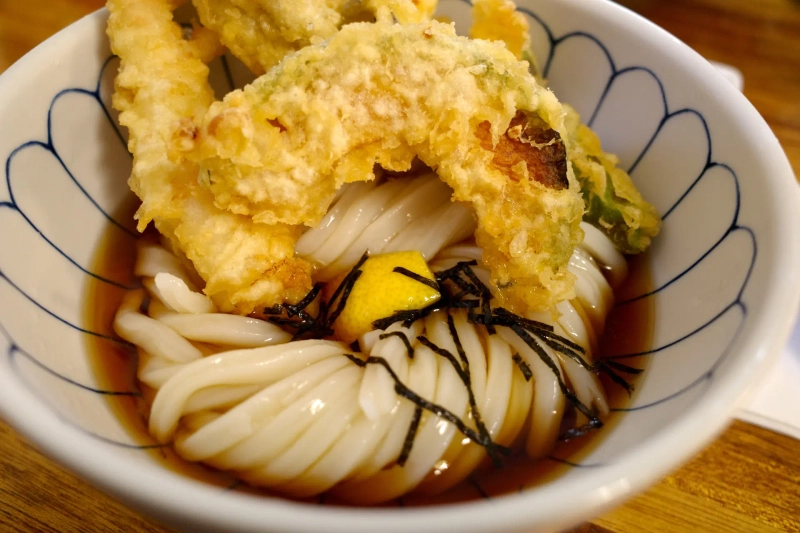 Bukkake udon at Hyun Udon’s Yaksoo branch in Seoul’s Jung district. Photo: Reporter Lee Jun-hyung