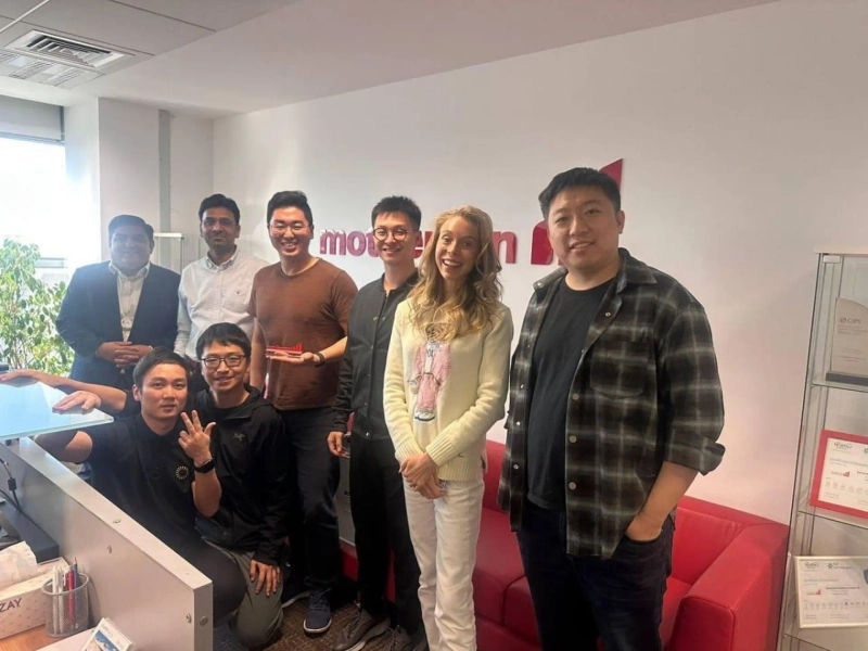 사하라AI가 모더슨 그룹에 AI솔루션을 제시하고 있다./사진=사하라AI 엑스 캡쳐