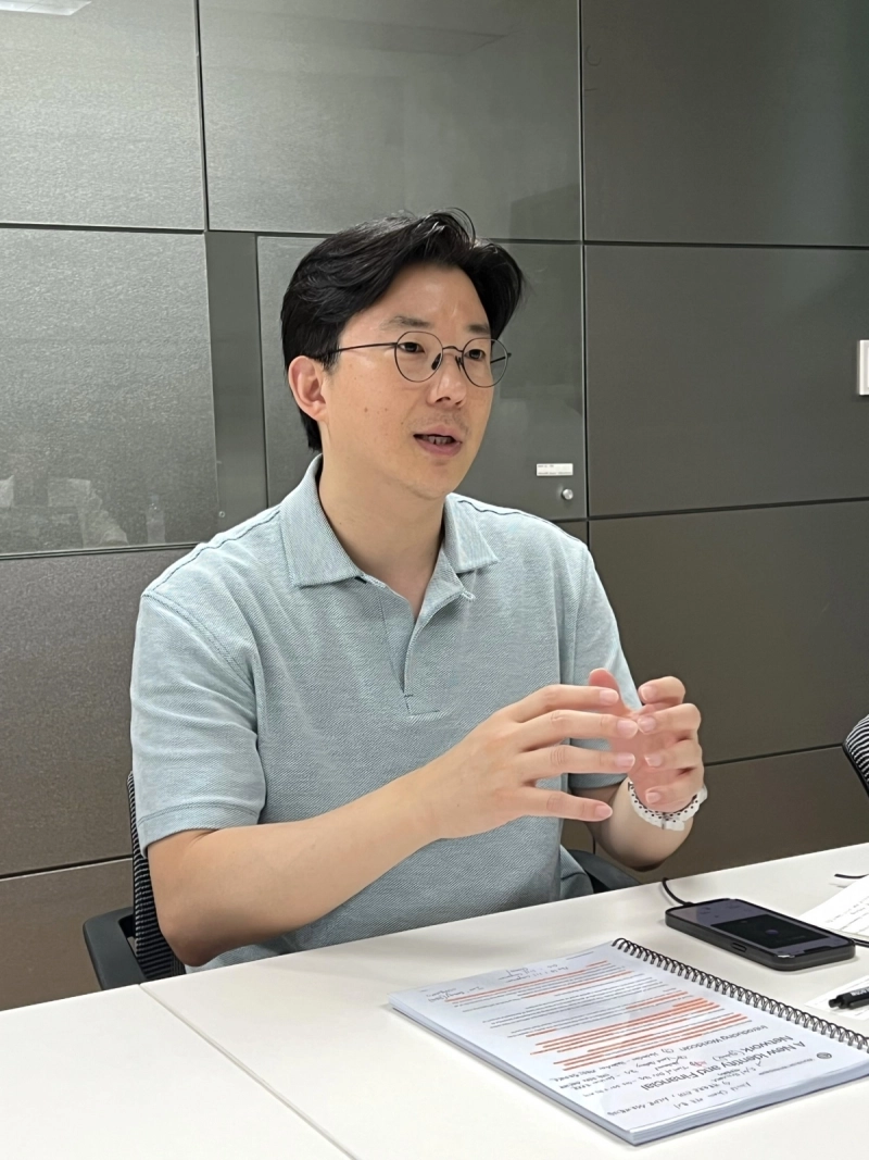 김동완 월드코인 총괄 