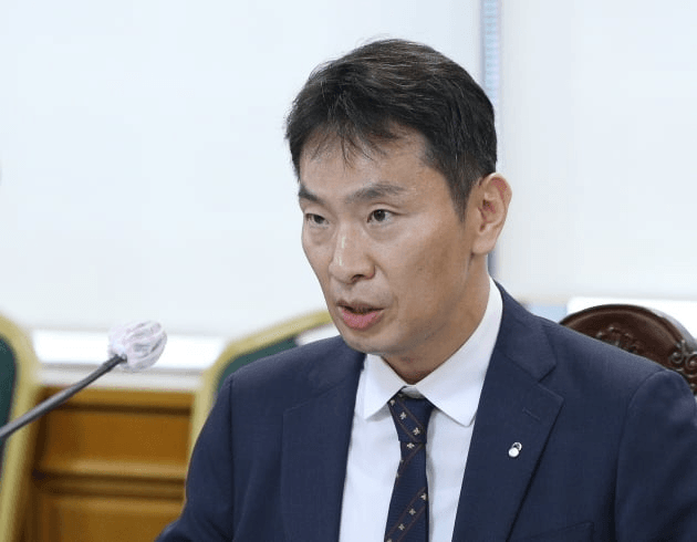 이복현 금감원장 "DAXA, 위믹스 상폐 결정 관련해 금감원과 소통해 조치 취한 것"